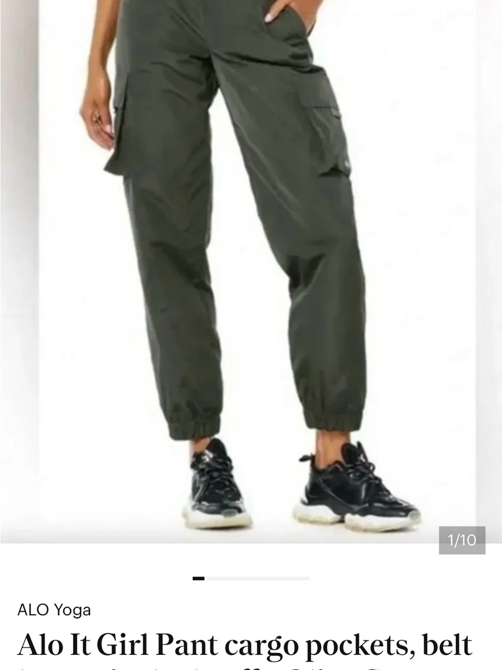 ALO Yoga women’s  Olive Green Cargo Joggers